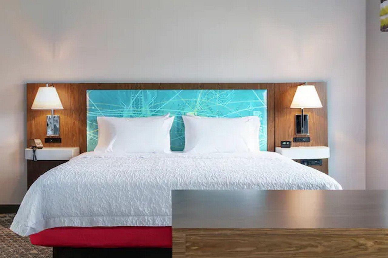Hampton Inn & Suites By Hilton Toronto Downtown Exteriér fotografie