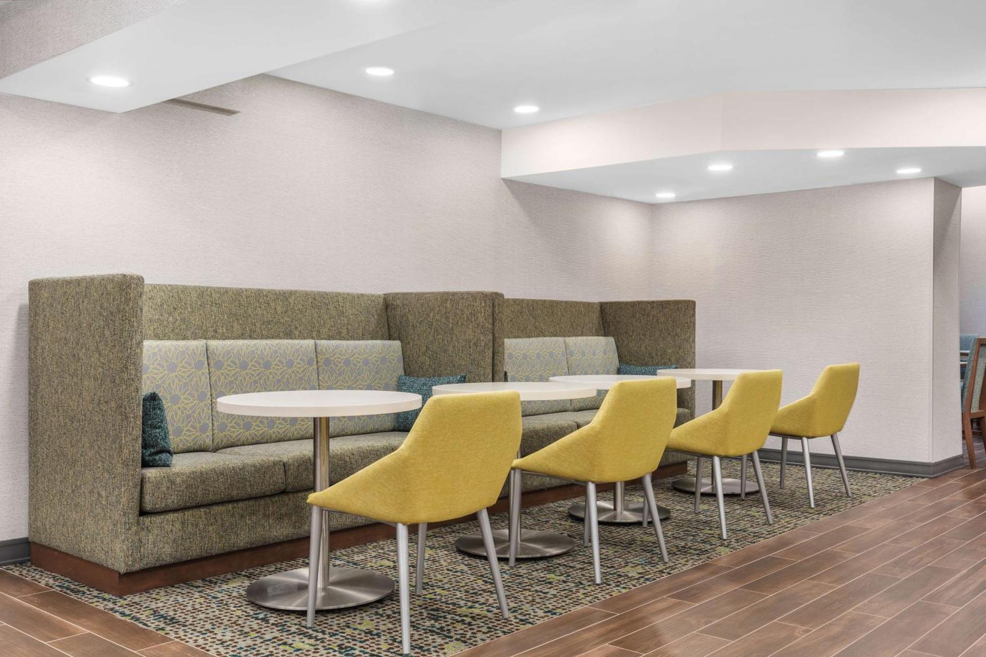 Hampton Inn & Suites By Hilton Toronto Downtown Exteriér fotografie