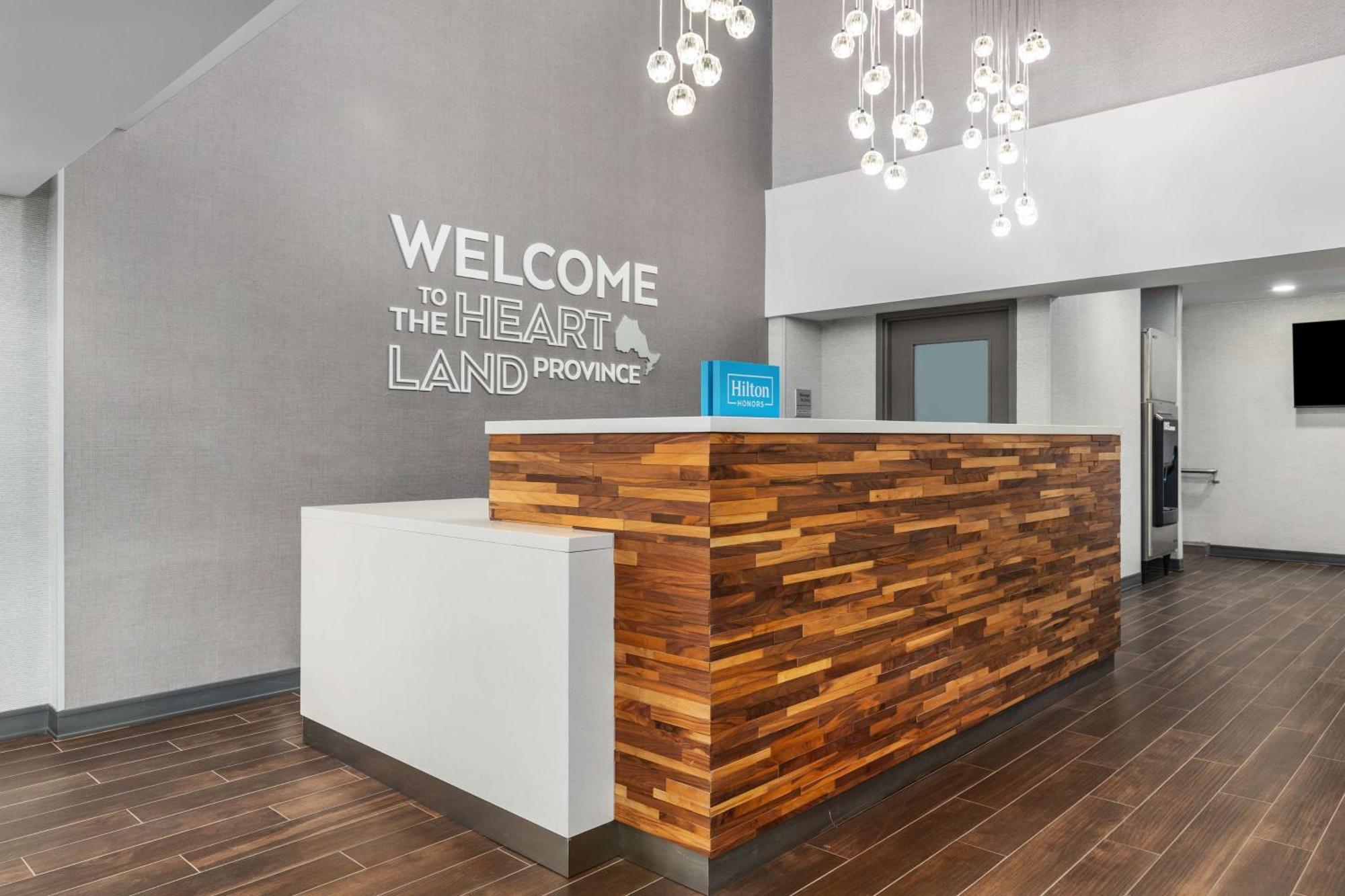 Hampton Inn & Suites By Hilton Toronto Downtown Exteriér fotografie